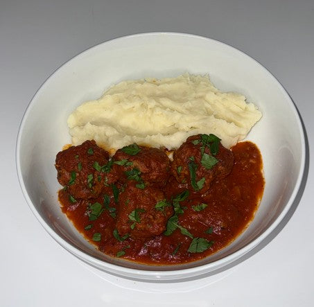 ITALIAN MEATBALLS IN SAUCE & MASHED POTATOES