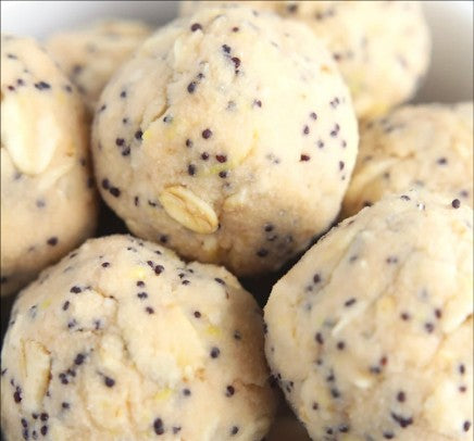 LEMON & POPPYSEED PROTEIN BALLS